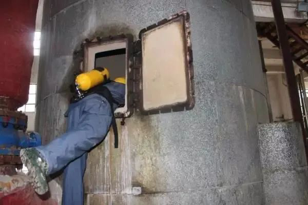 严格遵循有限空间气体监测要求 智慧工地实时预警有限空间作业风险(图1)